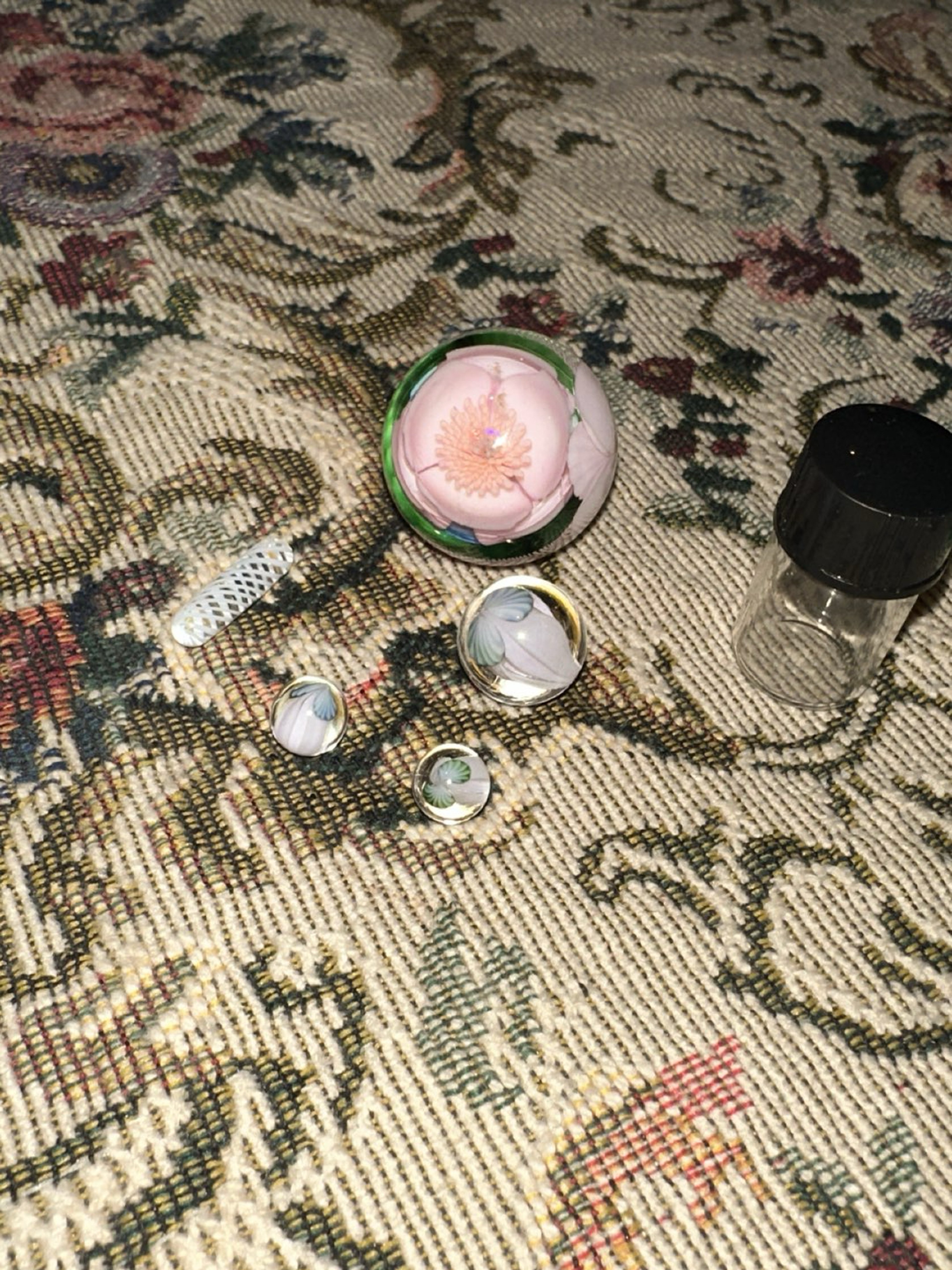 Preview pic of Delong Glass slurper set for sale!