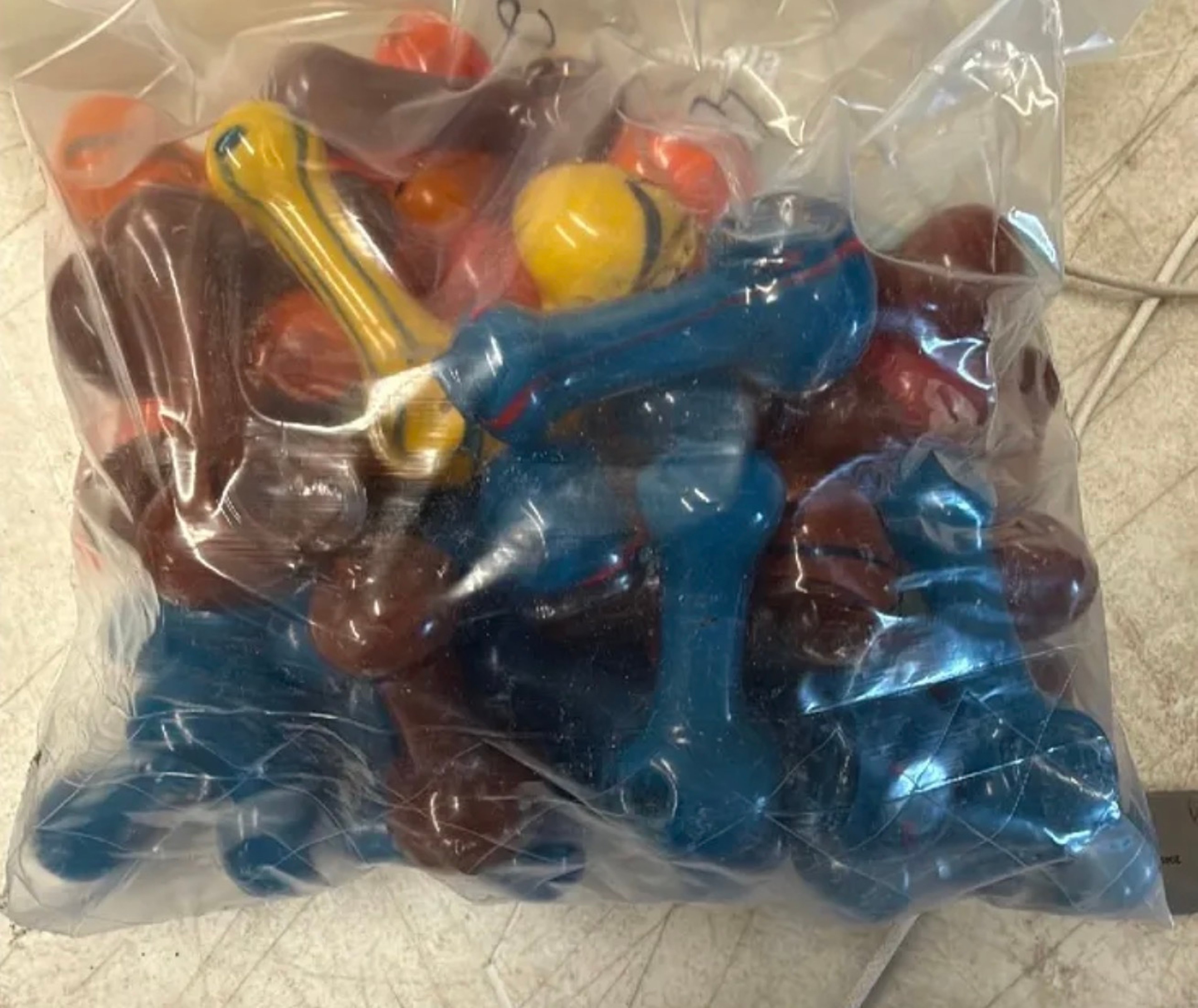 1 glass spoon pipe image 0