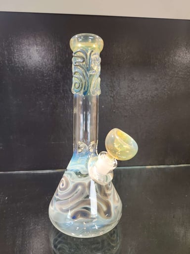 Preview pic of MARY JANES GLASS 

10" BEAKER