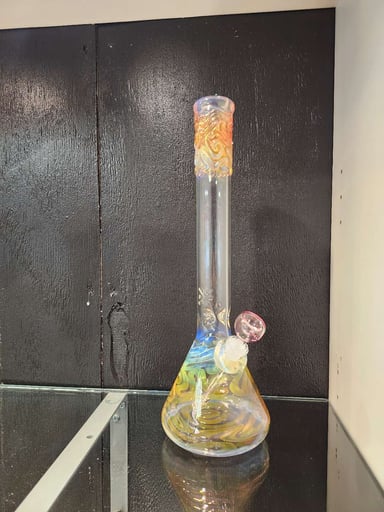 Preview pic of MARY JANES GLASS 16" BEAKER