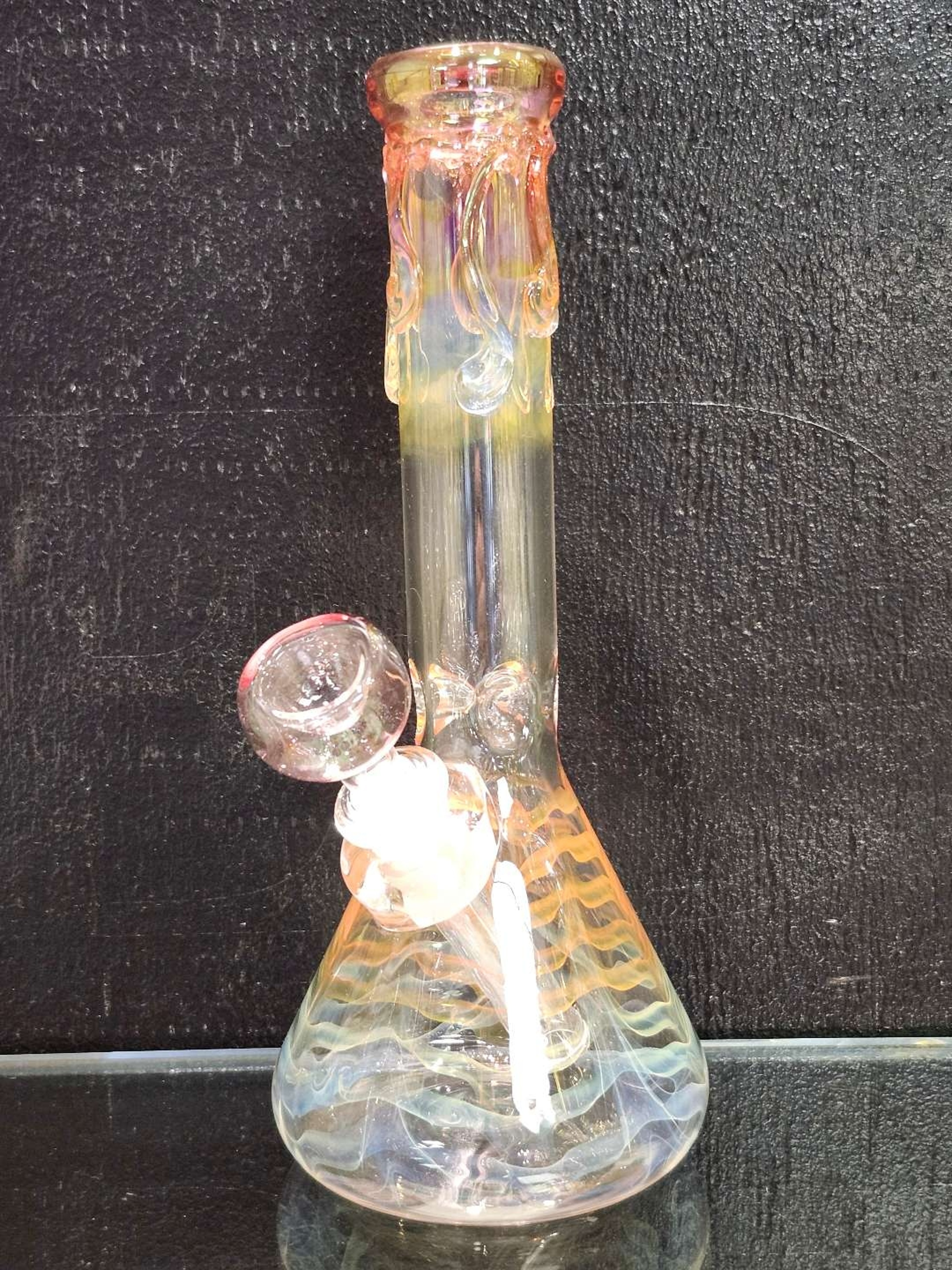 Preview pic of MARY JANES GLASS 10" BEAKER