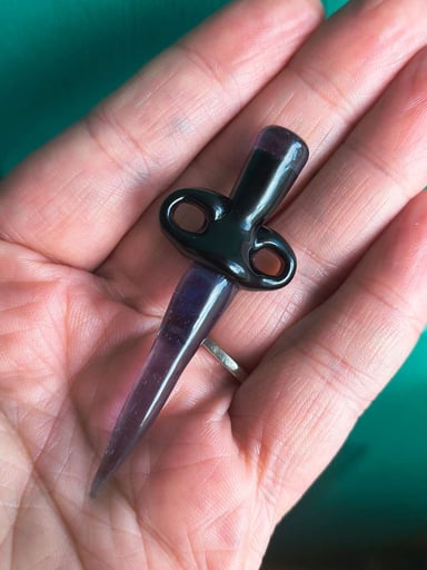 Preview pic of Dagger dabber pendy tool