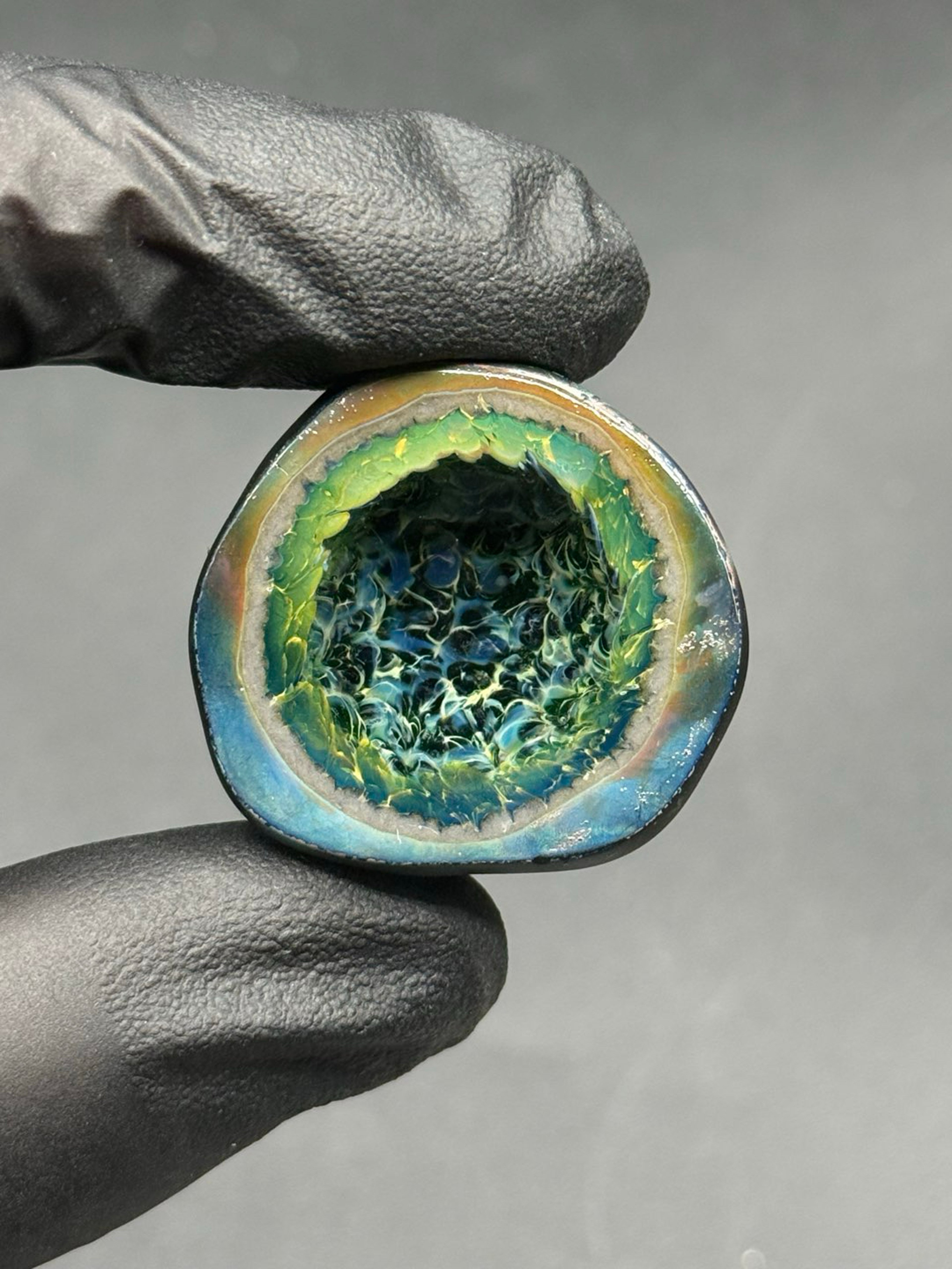 Preview pic of Pocket geodes UV