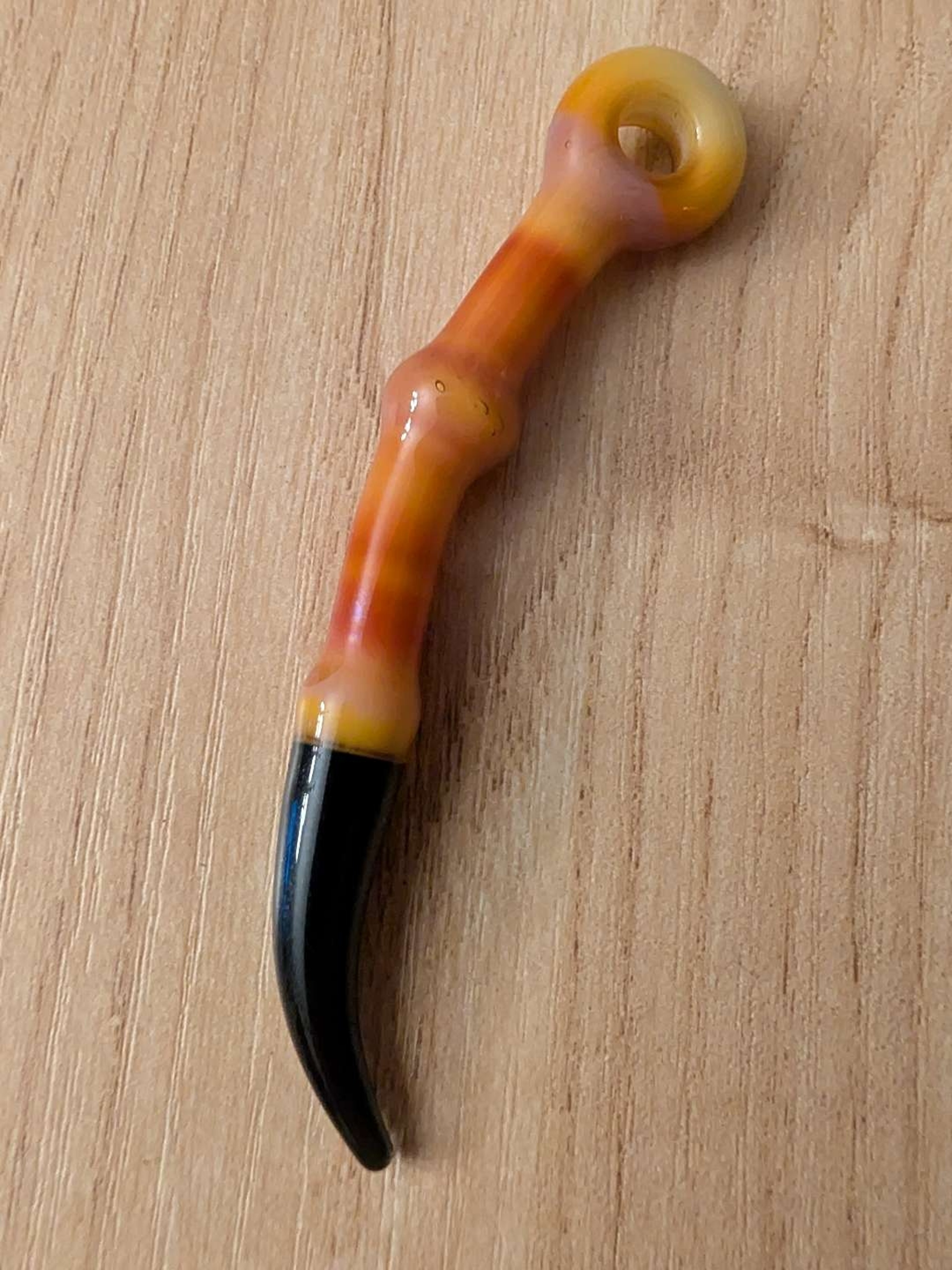 Preview pic of Burtoni Flamingo Claw Pendant