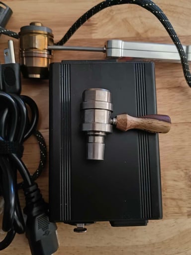 Preview pic of Flowerpot B2 With Shovelhead Bowl 14MM Male Post And PID And Coil Stand