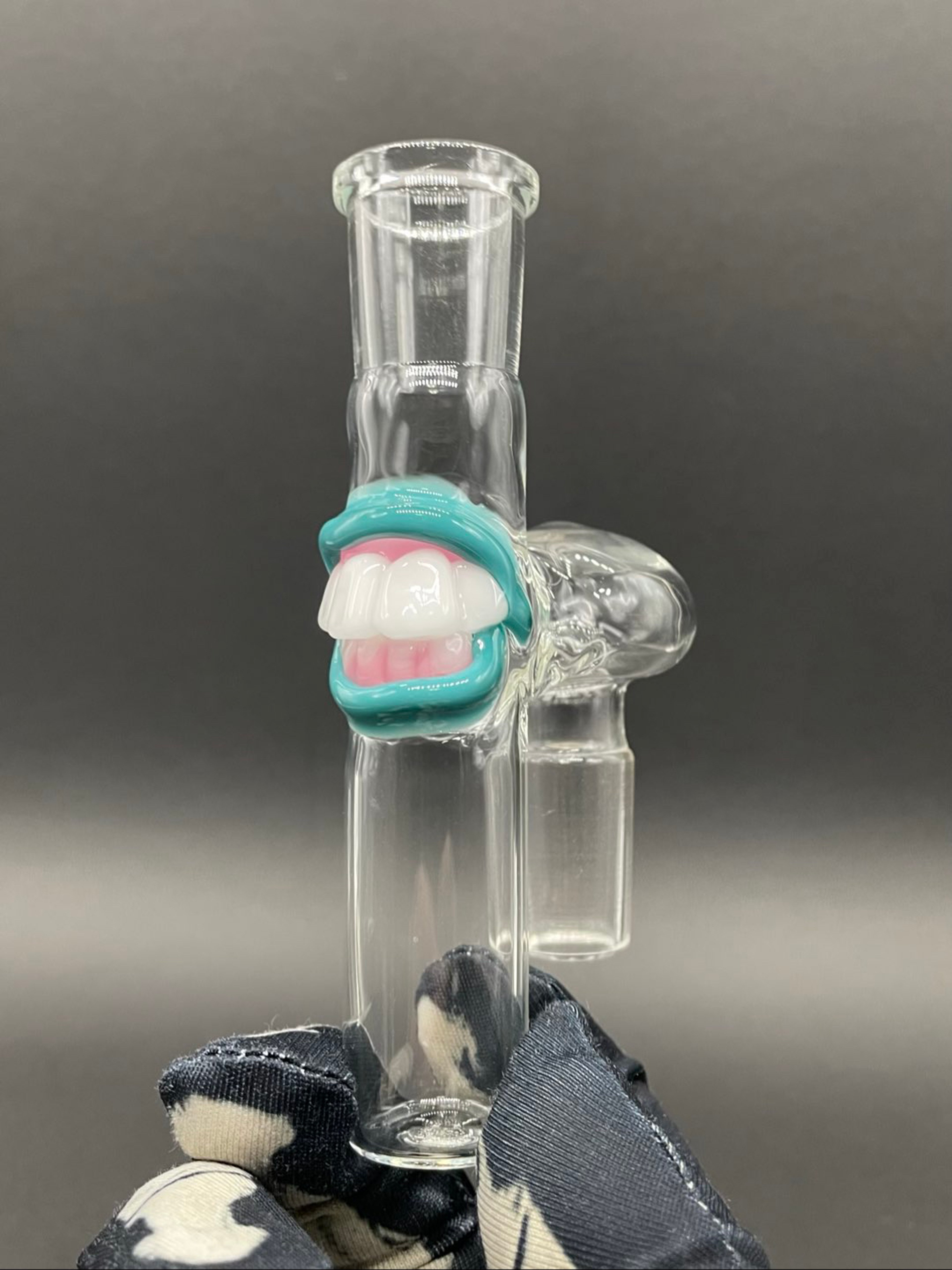 Preview pic of 18mm 90° mouth ash catcher