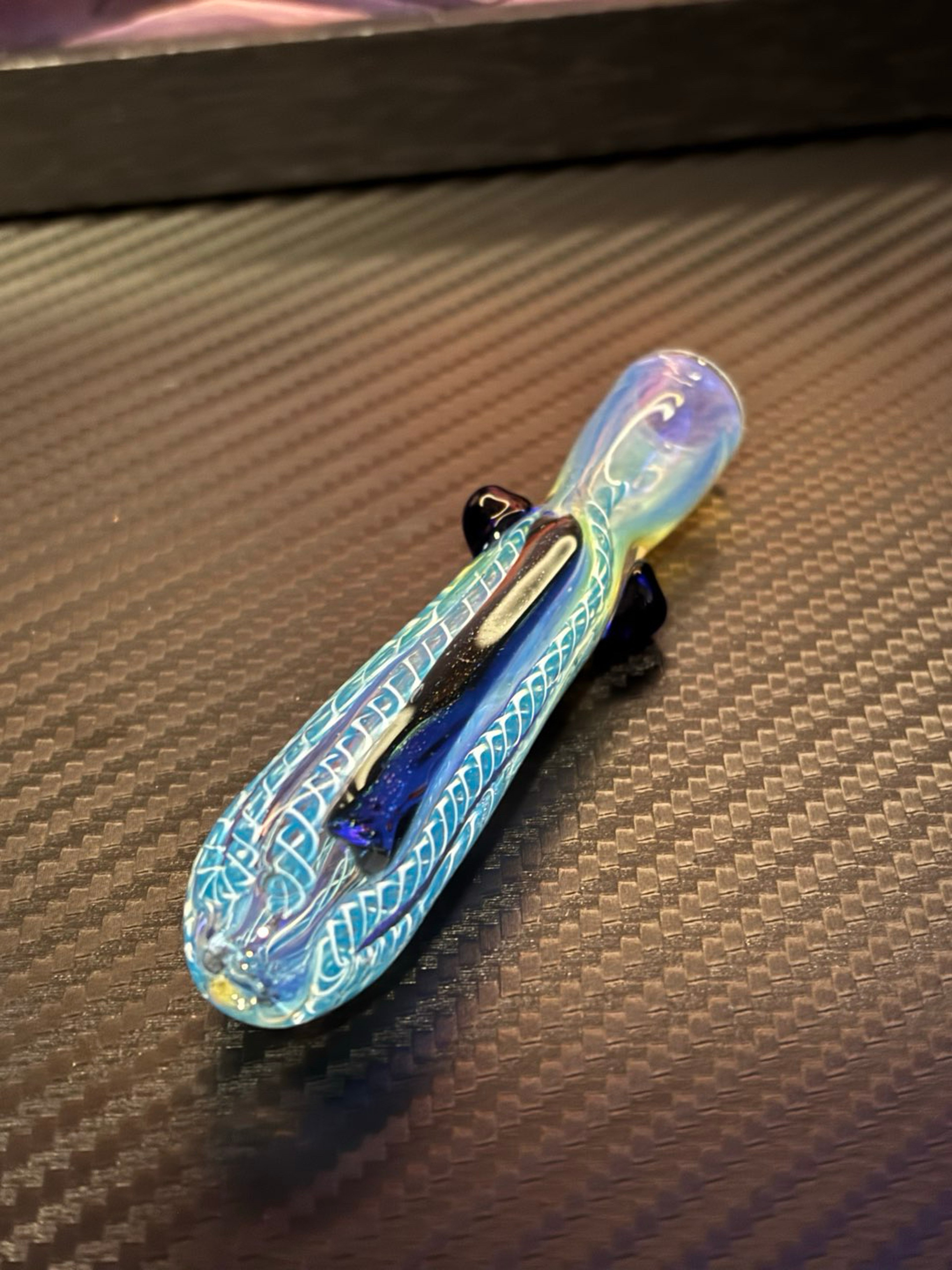 Preview pic of Fumed Dichroic Chillium