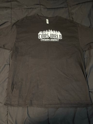 Preview pic of Coos World XL T-shirt