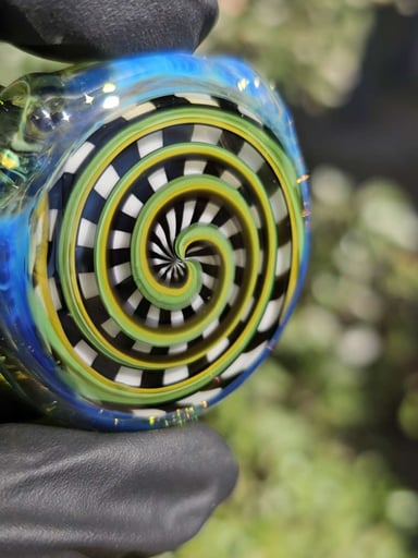 Preview pic of Staircase pendy