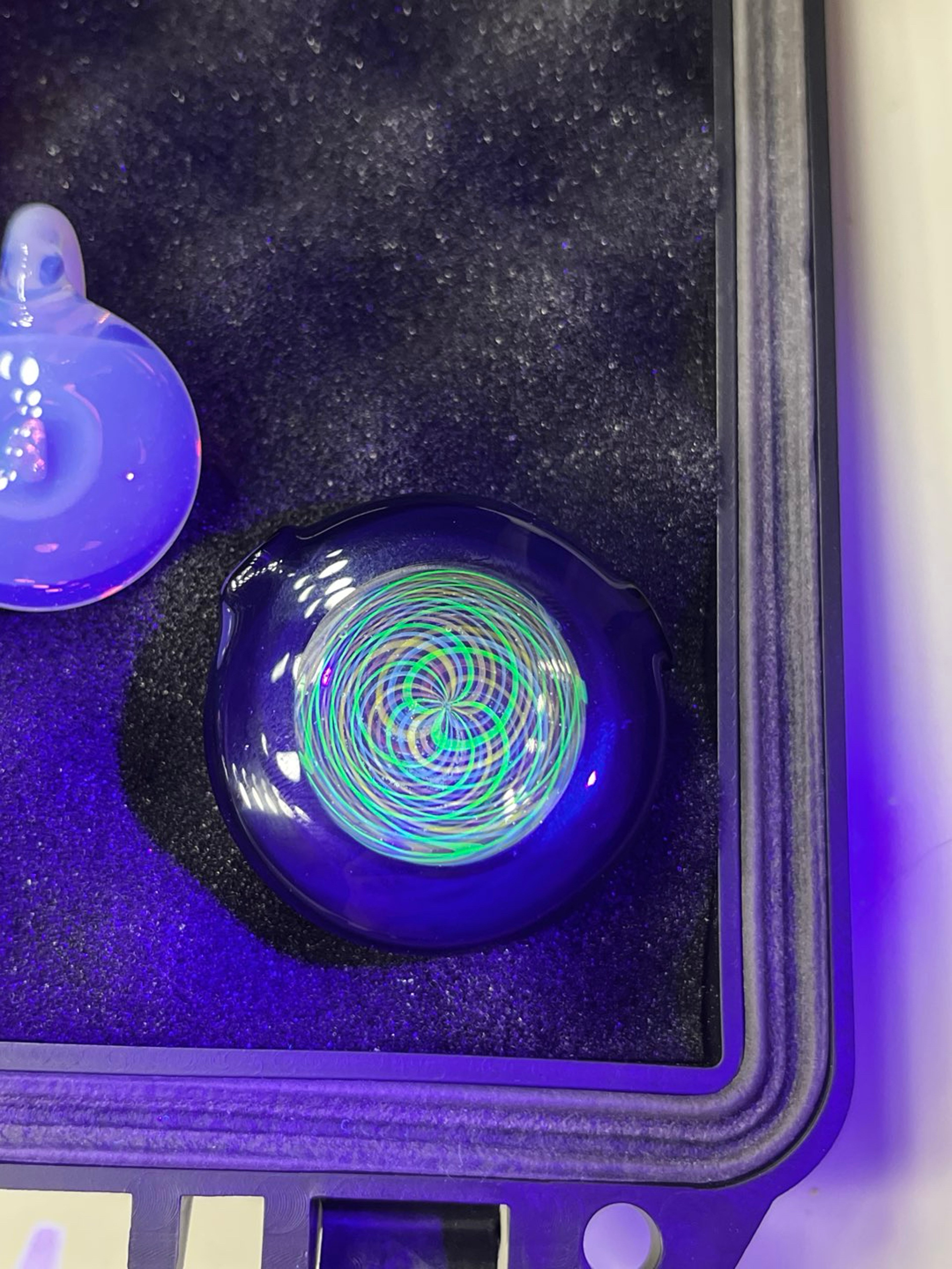 Preview pic of UV Linework Jet Black Pendant