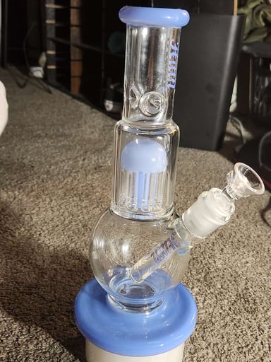 Preview pic of Hittin Glass Dual Chamber Water Pipe