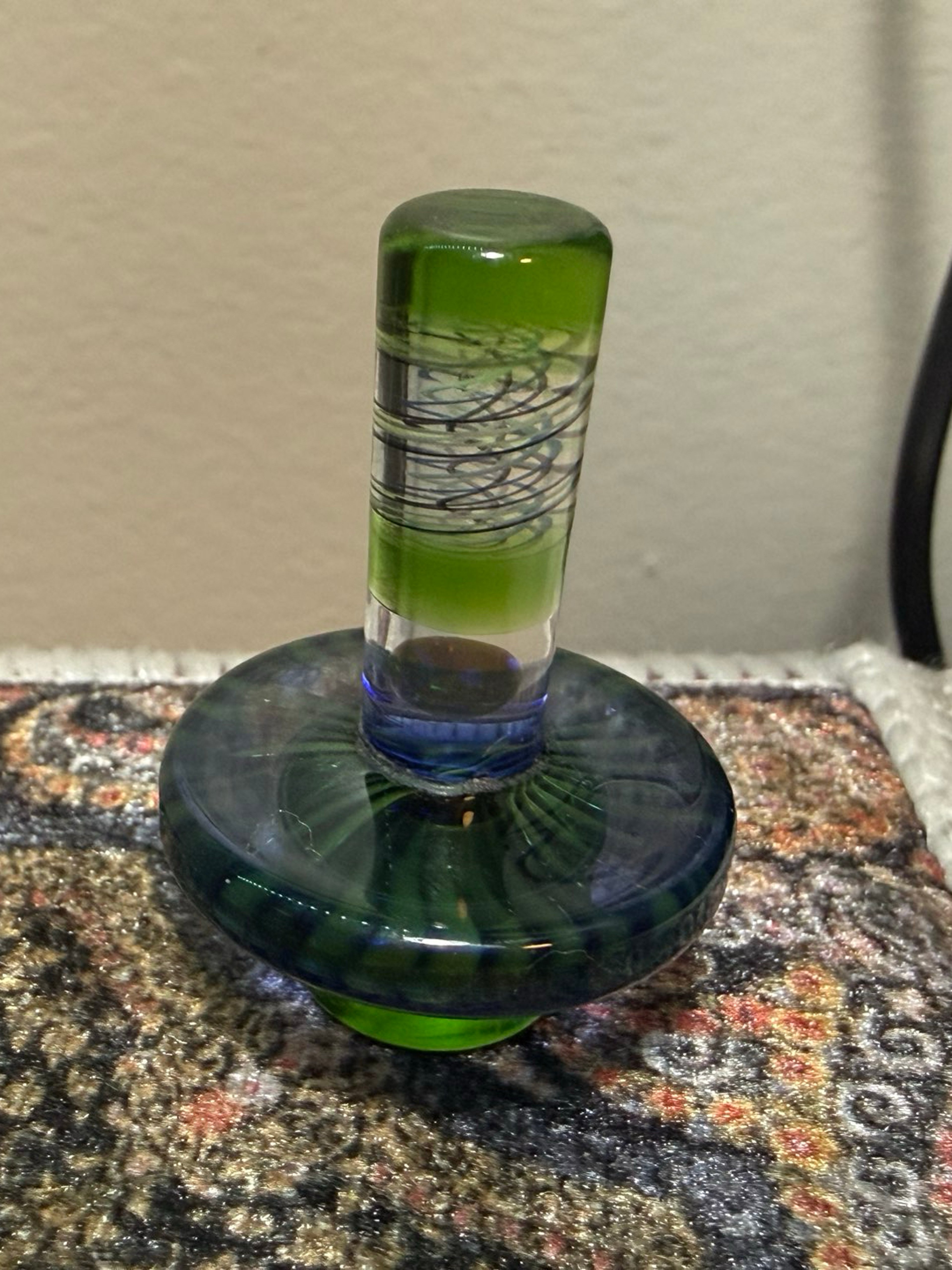 Preview pic of Grateful dom Swirl Green carb cap with black opal