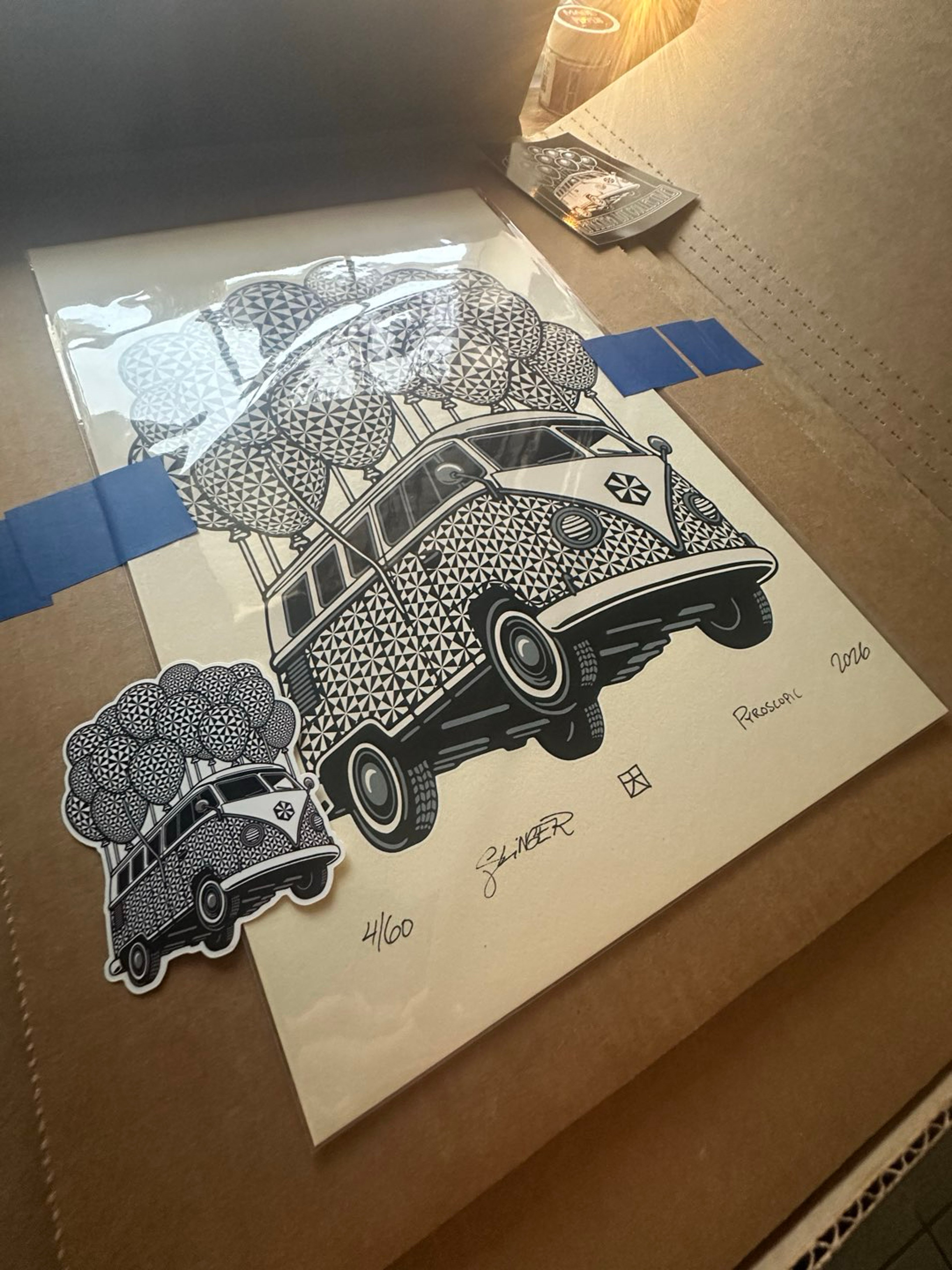 Preview pic of ‘DISK FLYING BUS’ PRINT