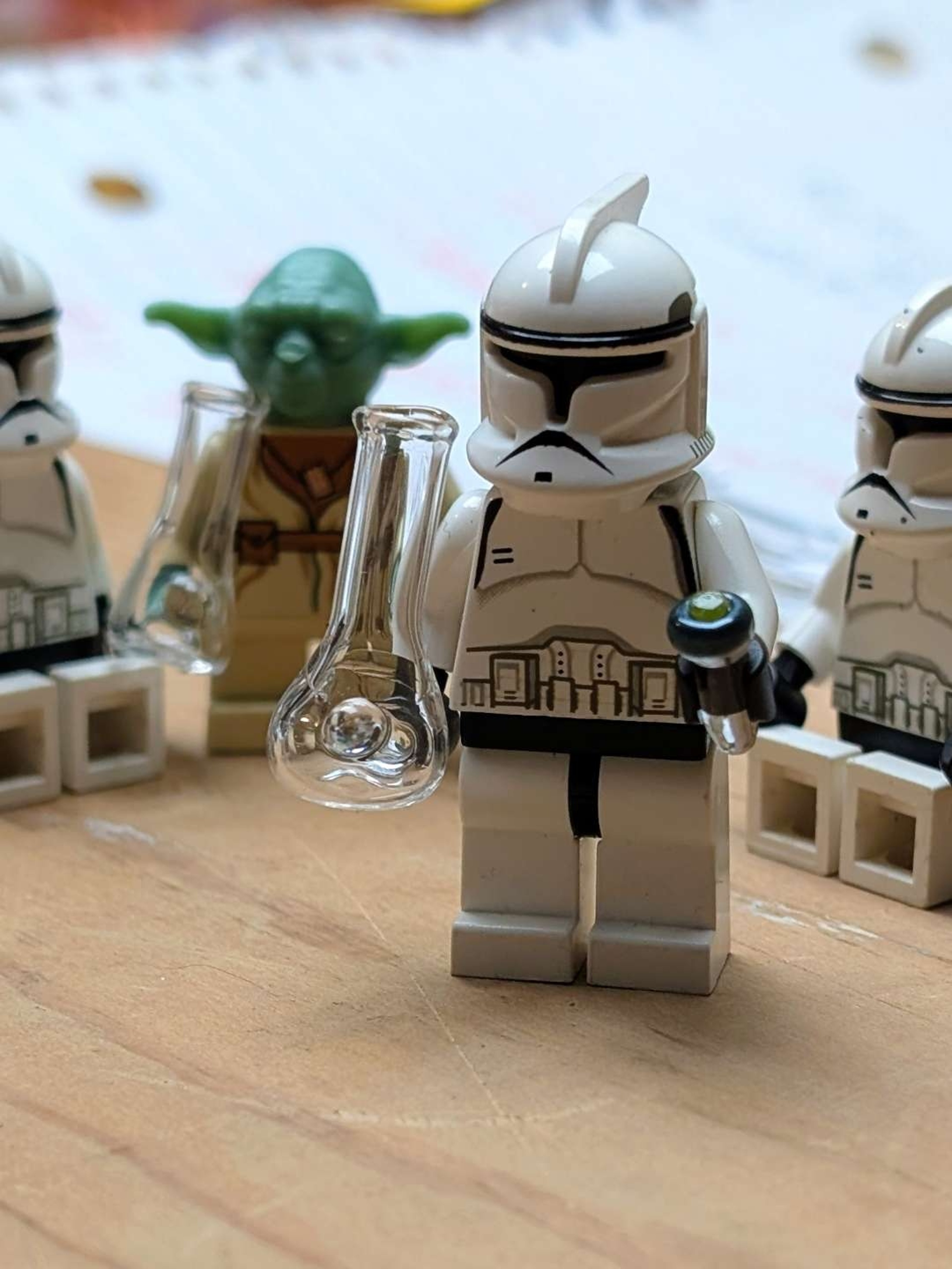 Preview pic of Mini Fig Bong & Slide