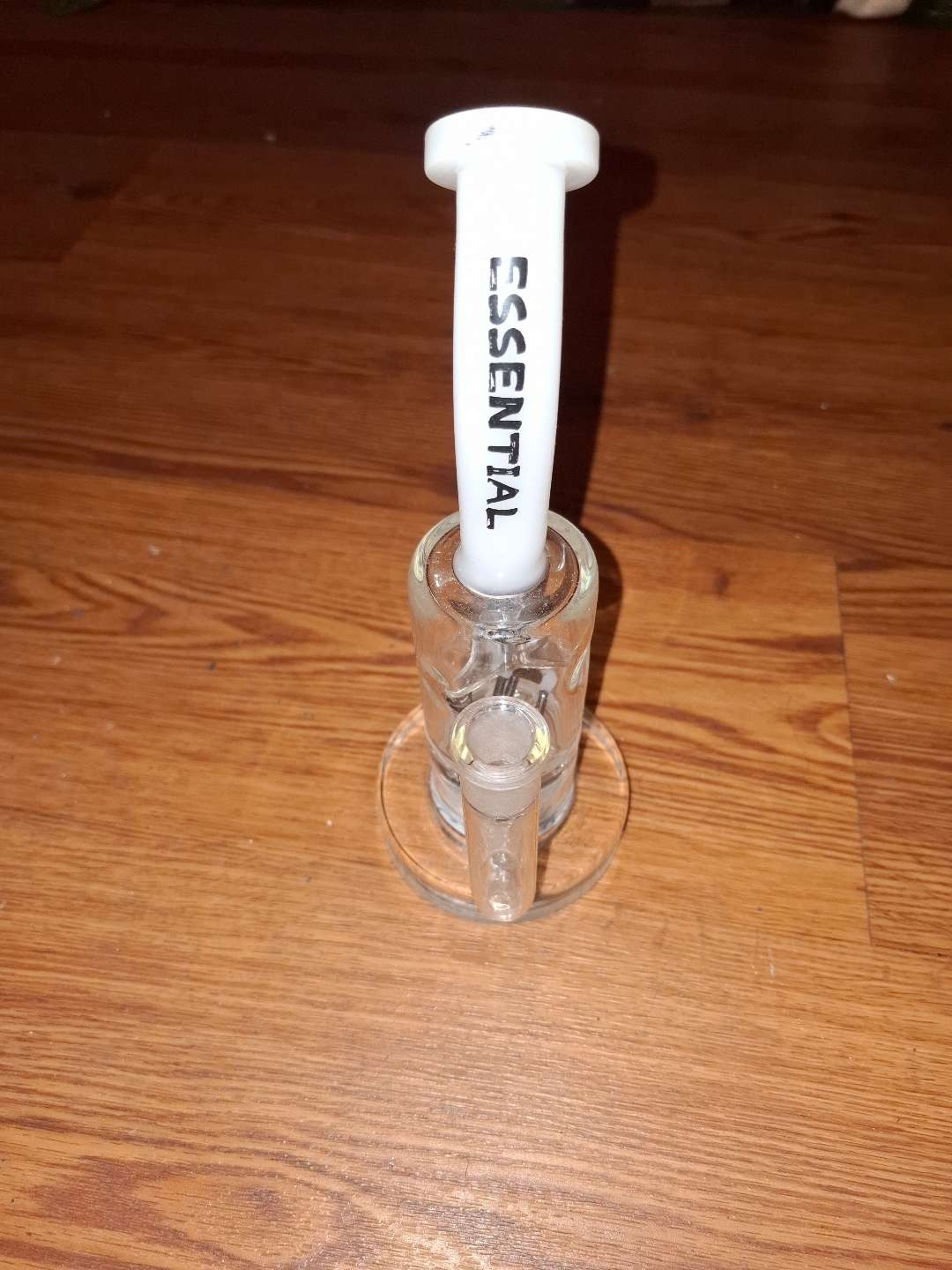 Preview pic of Essential Glass
