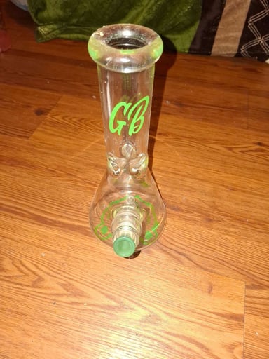 Preview pic of Green Bear Glass
