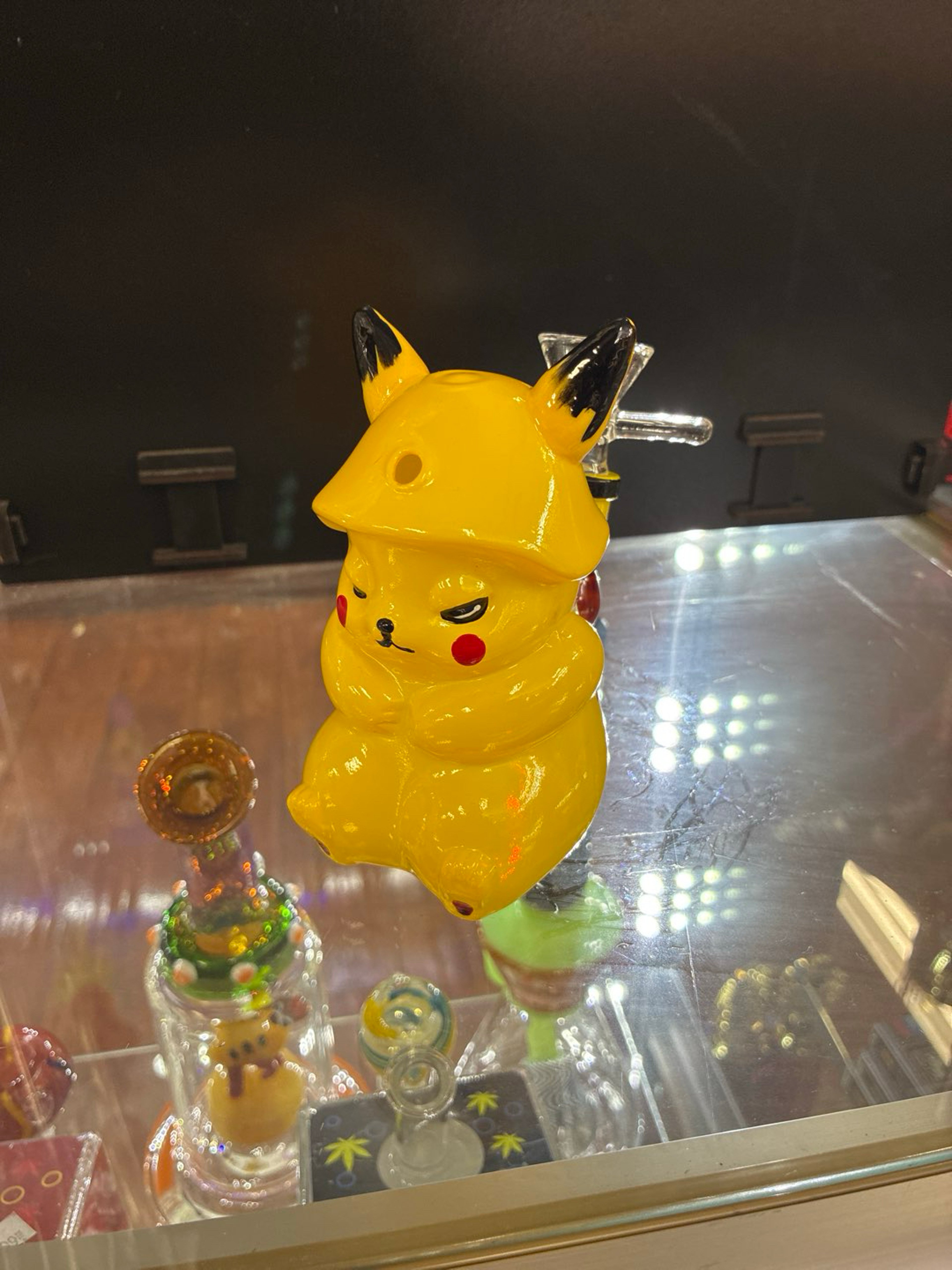 Preview pic of Pikachu Bong