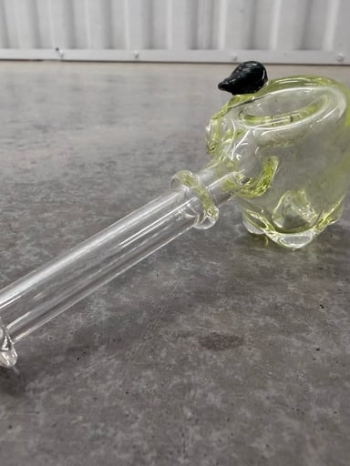 Preview pic of Mad Hatter apple pipe with illuminati