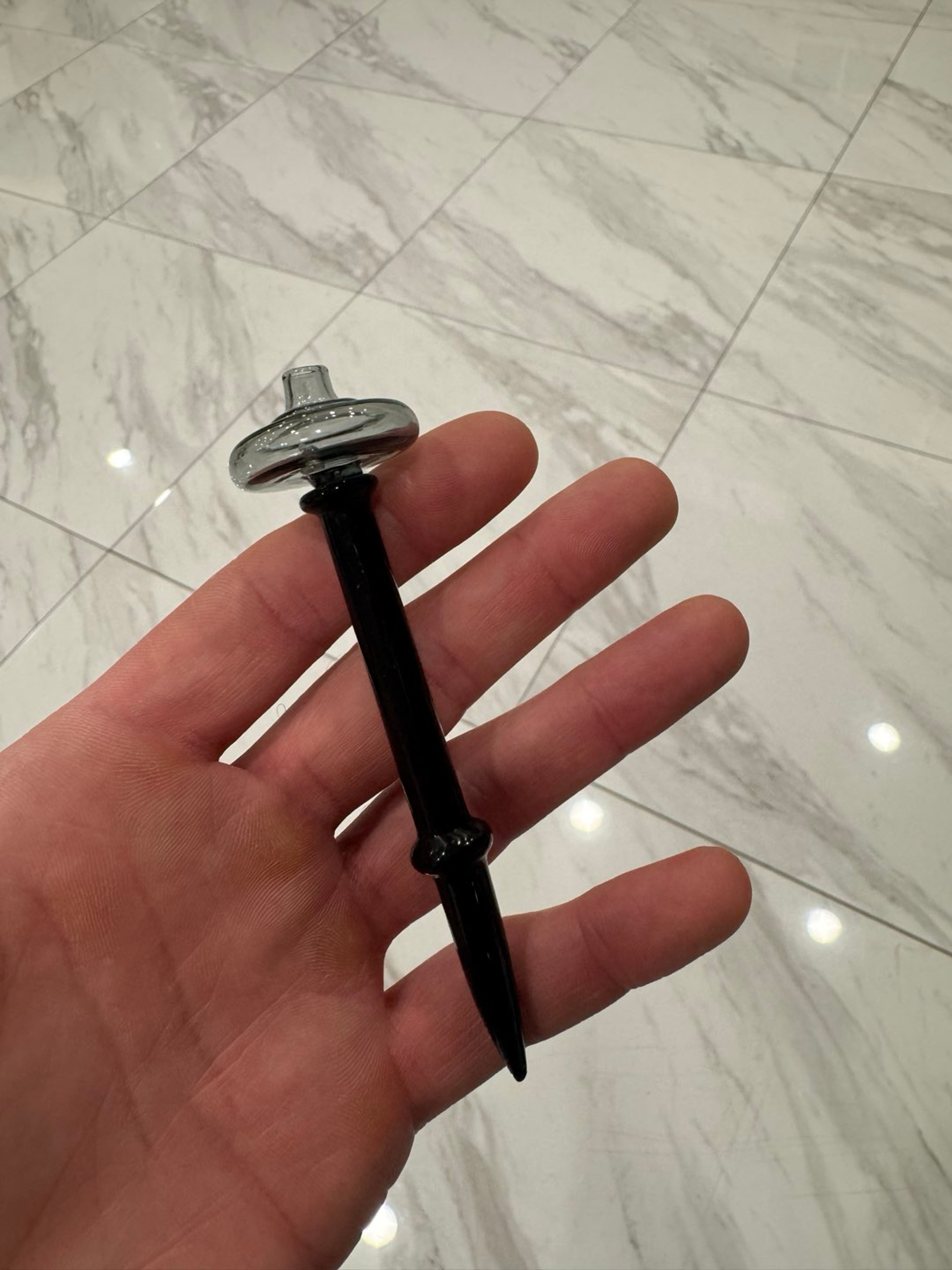 Preview pic of 2 in 1 dab tool and carb cap black / gray