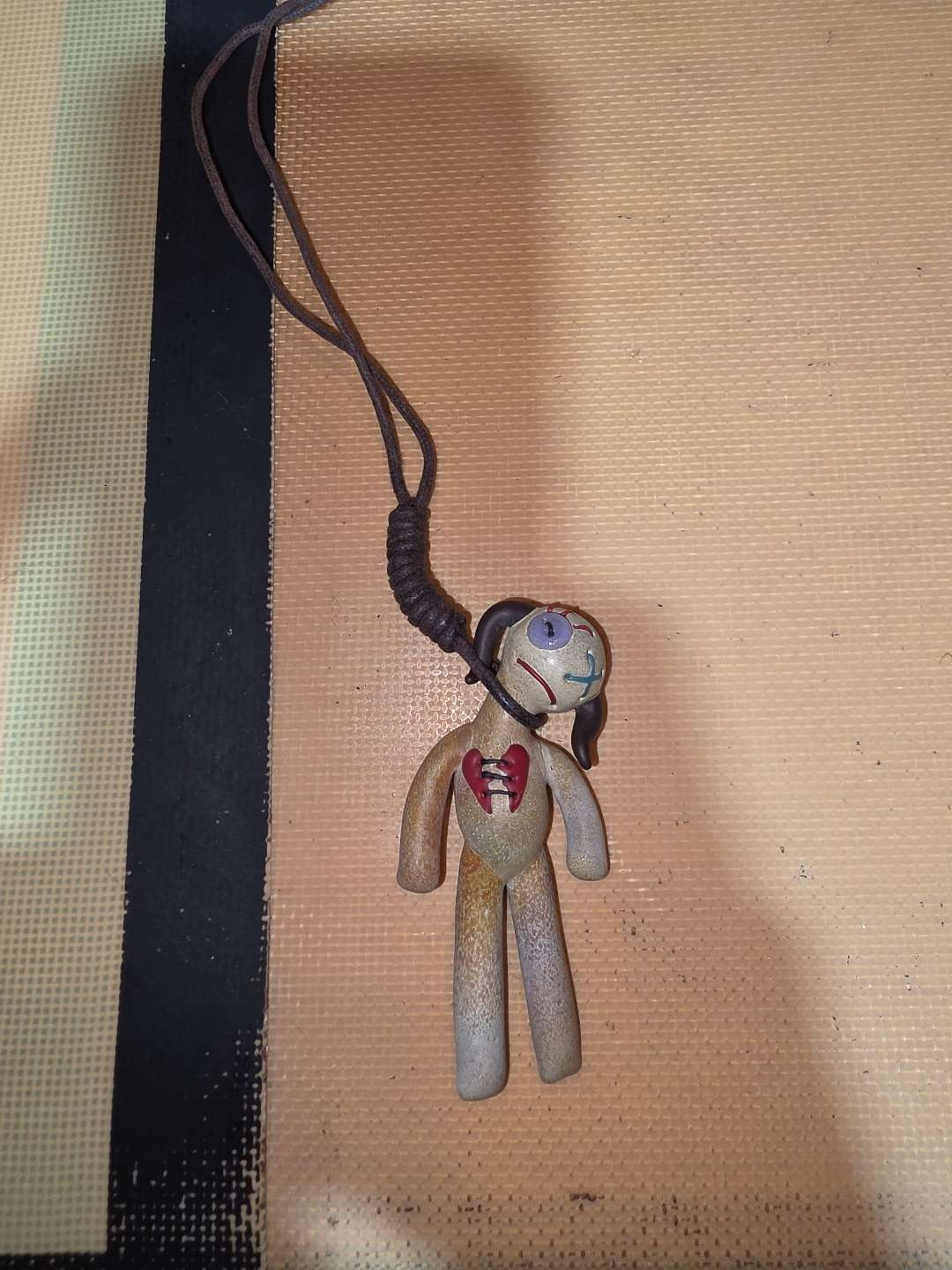 Preview pic of MULLER ultra rare hanging girl