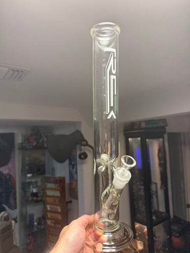 Preview pic of Reef Lyfe straight tube ice pench