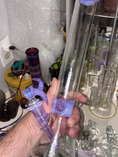 Preview pic of Pink slyme accented beaker