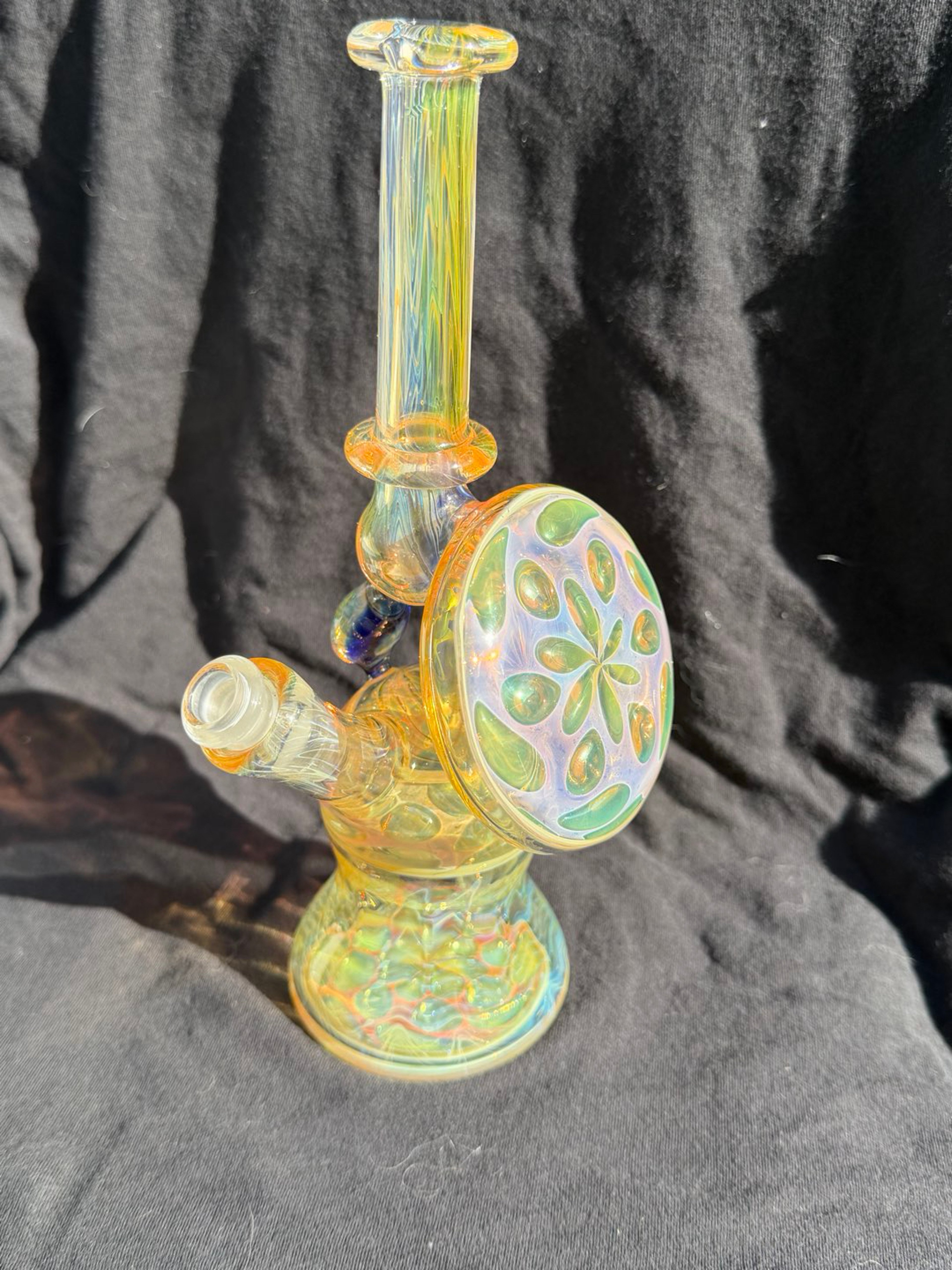 Preview pic of Fumed floater.
