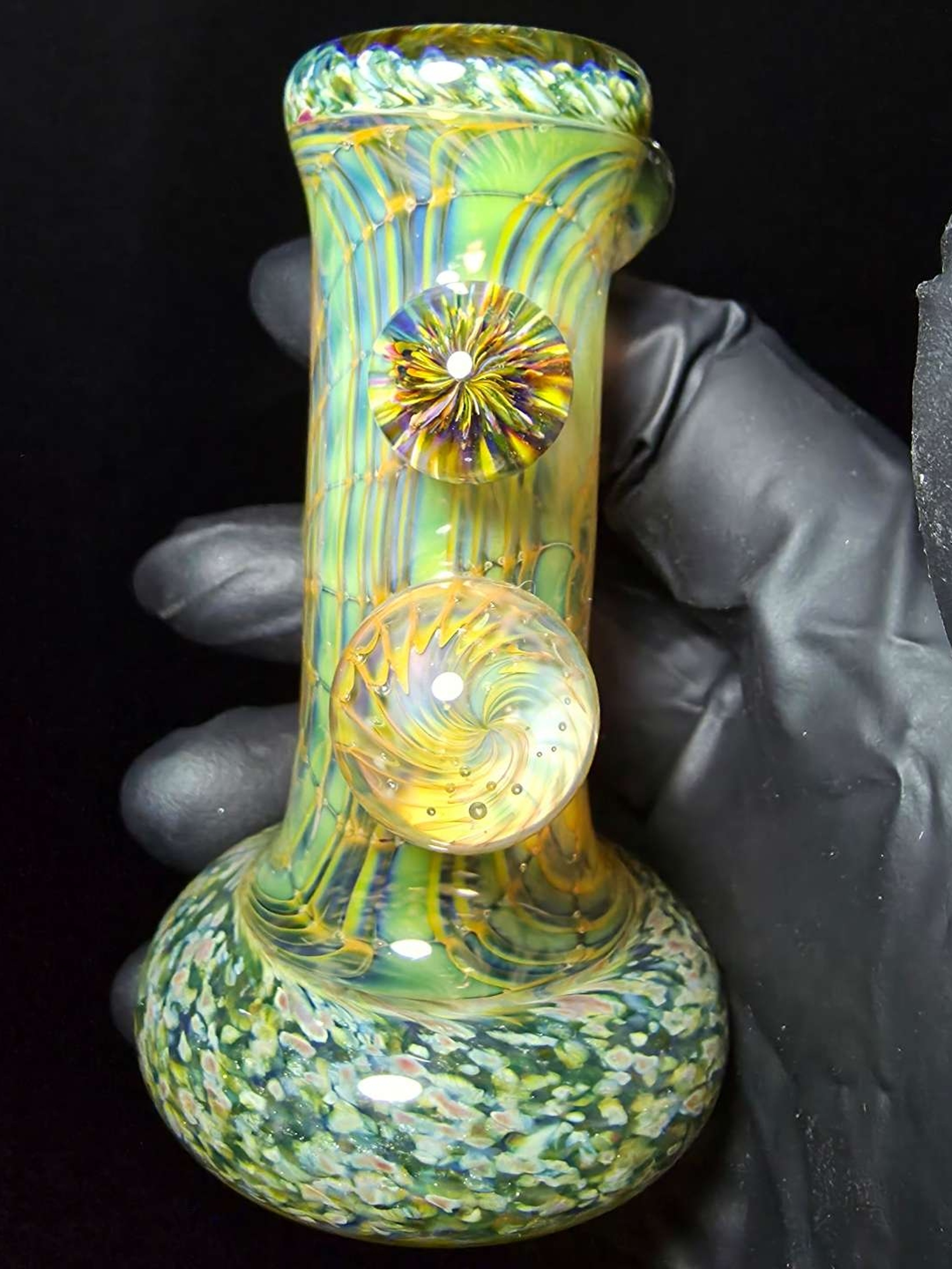 Preview pic of Goodhomeglass Fume and Frit
