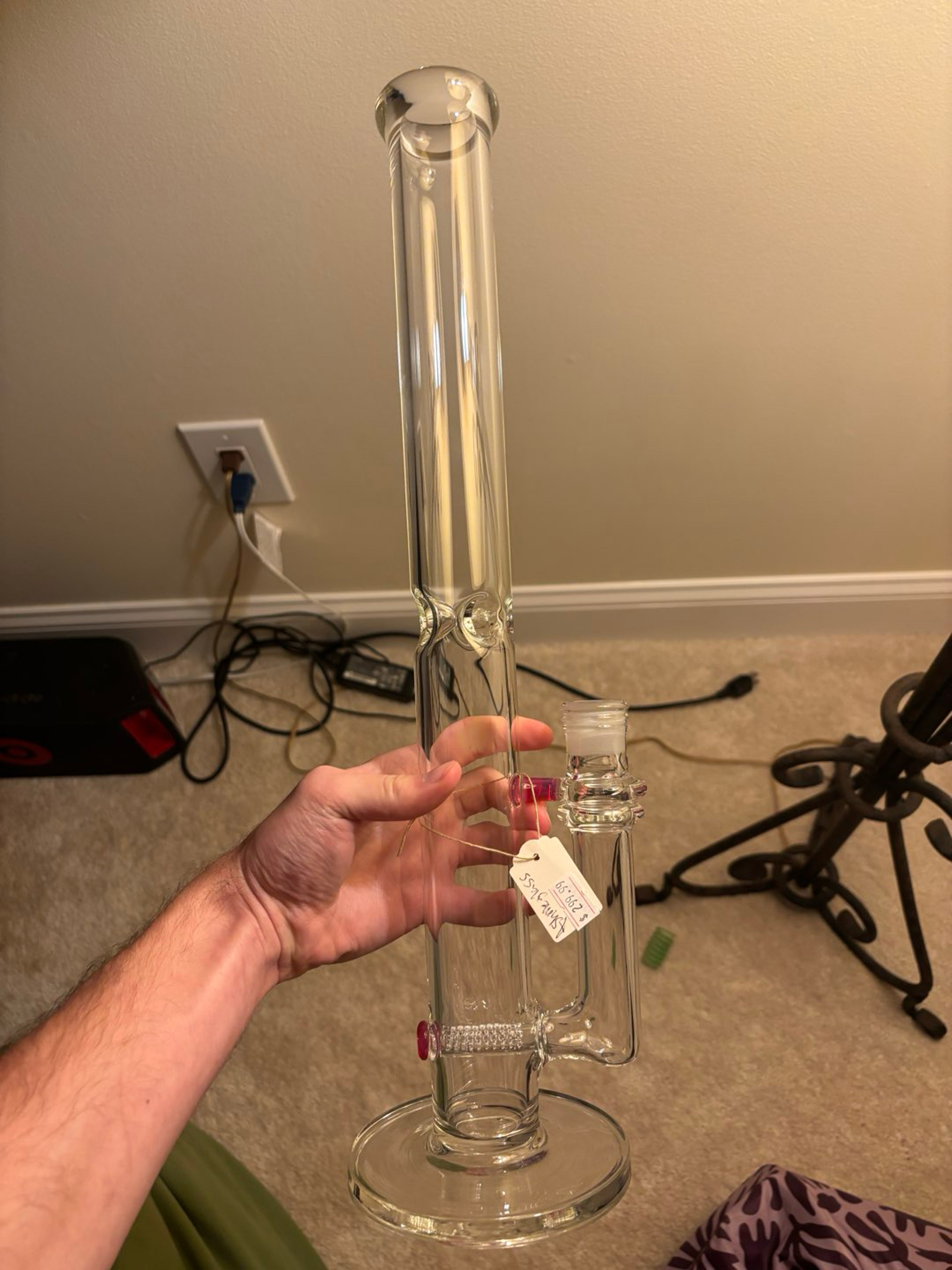 AshMe Glass Water Pipe image 0