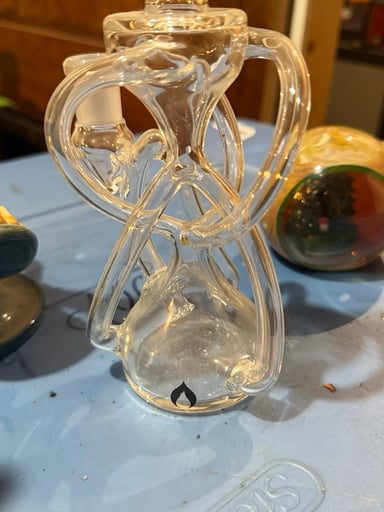 Preview pic of Liquid Glass arts must go..