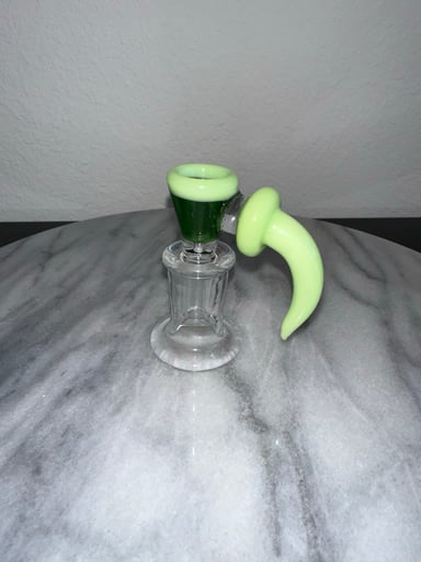 Preview pic of PA SLIME GREEN/ TRANSLUCENT HORNED BOWL