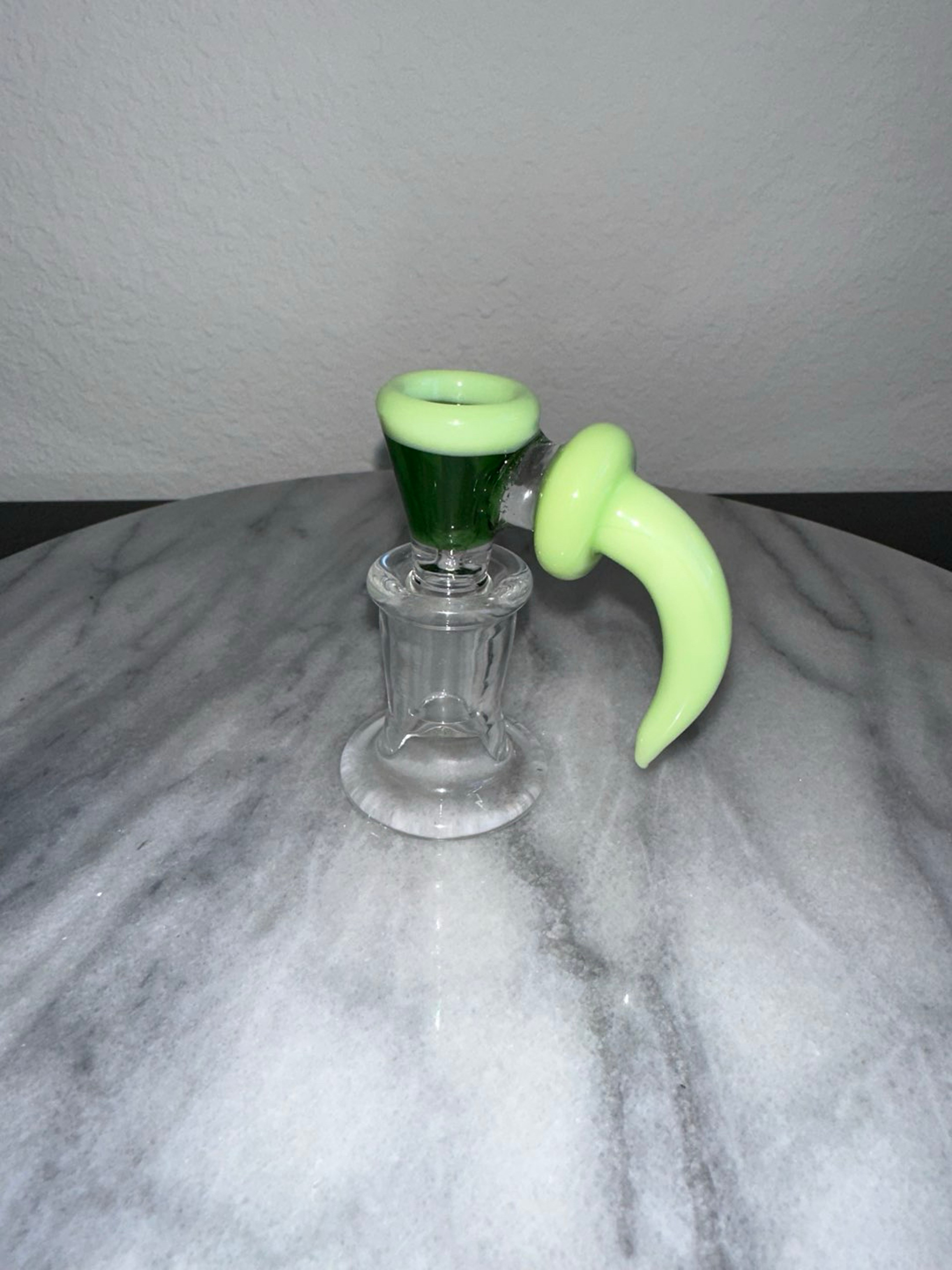 Preview pic of PA SLIME GREEN/ TRANSLUCENT HORNED BOWL