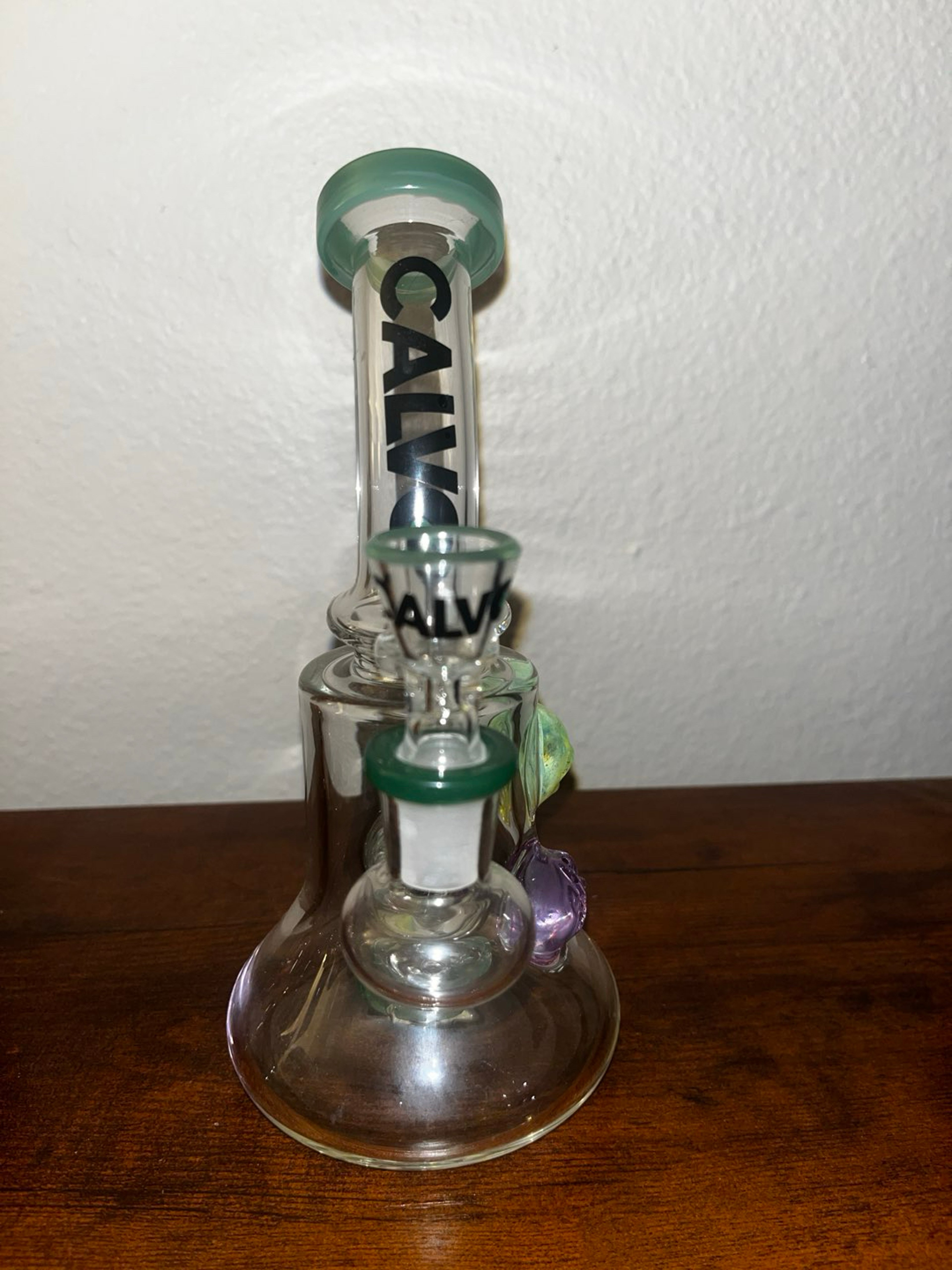 Preview pic of Calvo bong