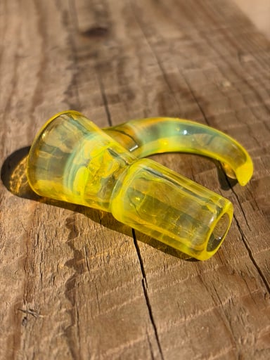 Preview pic of Yellow opal FW 18mm 5 hole