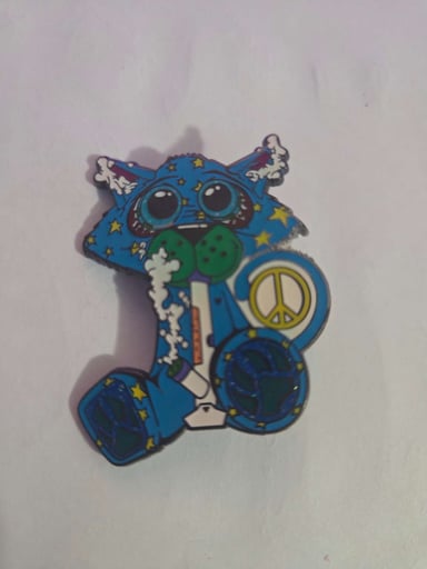 Preview pic of STONER KITTY PIN