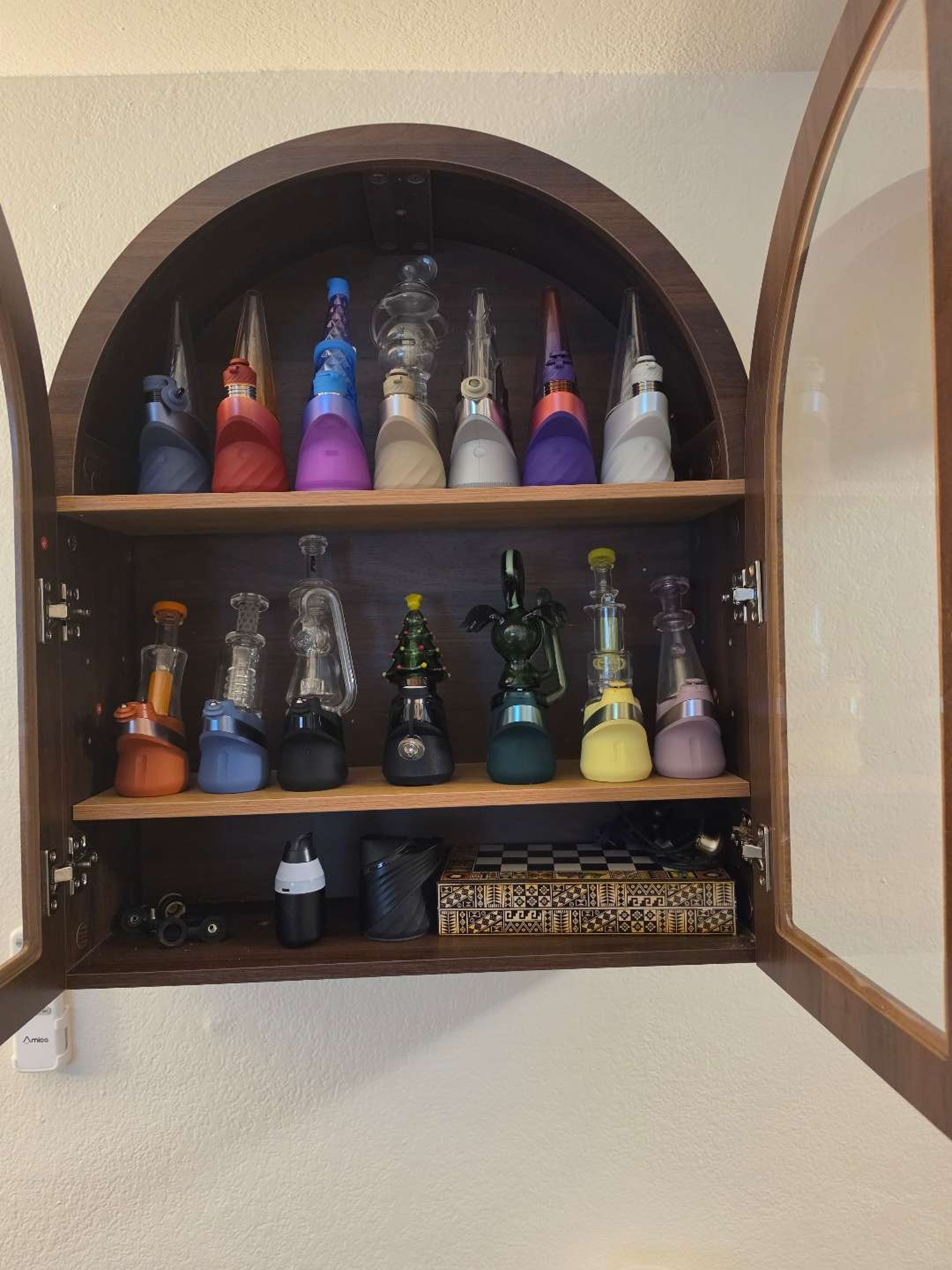 🚀 For Sale: The Ultimate Puffco Collector’s Motherlode 🚀 image 0