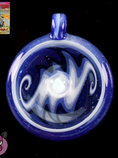 Preview pic of Busha Glass Pendant