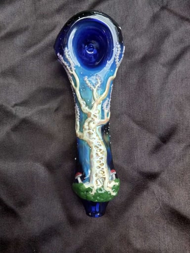 Preview pic of Cherry blossom nighttime tree scene pipe