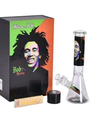 Preview pic of 8" Bob Marley Glass Water Bong Gift Set + Extras