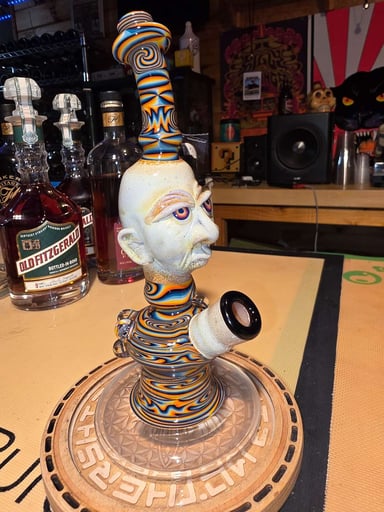 Preview pic of Voorhees 14mm psychedelic bing/rig