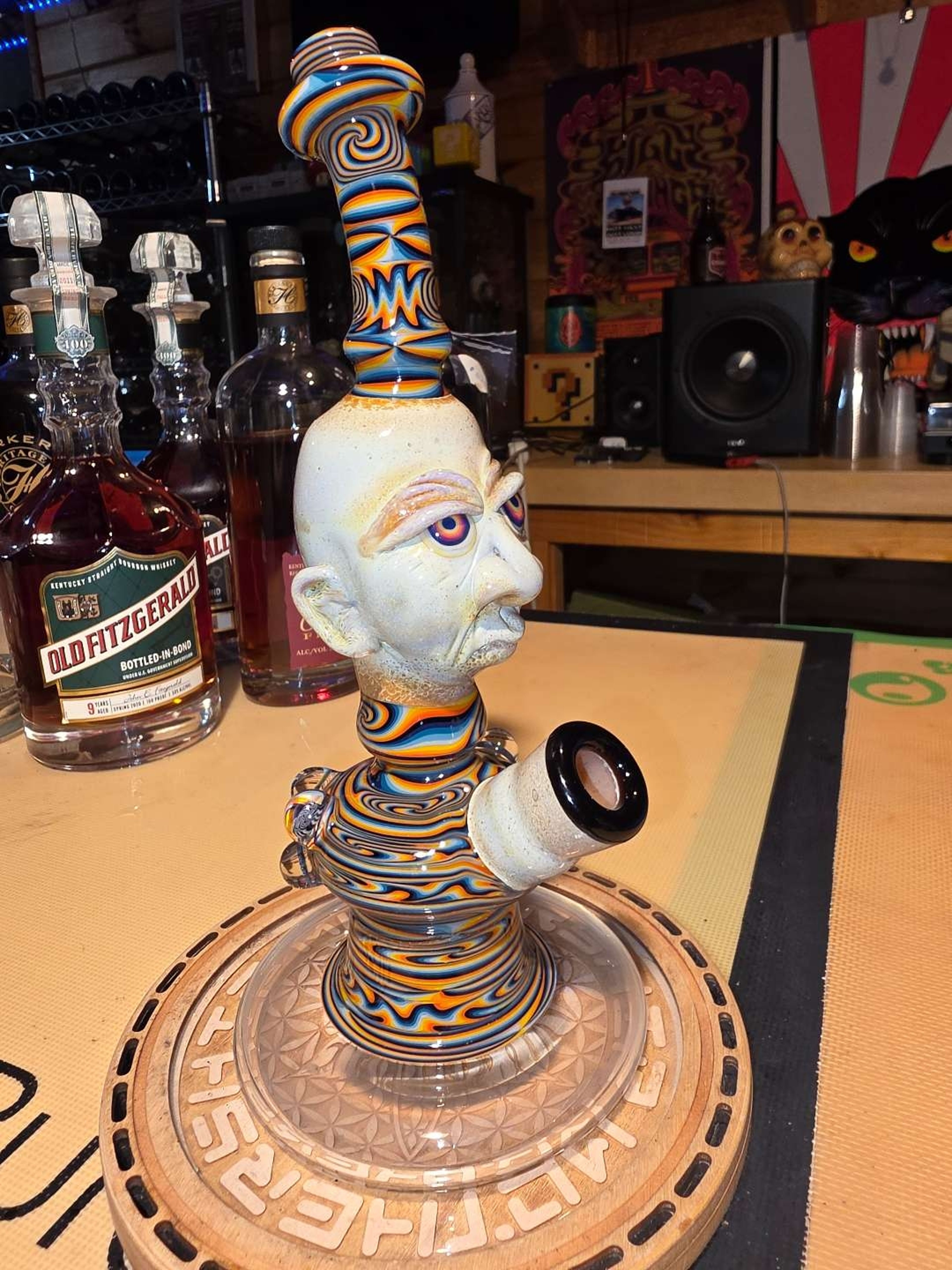 Voorhees 14mm psychedelic bing/rig image 0