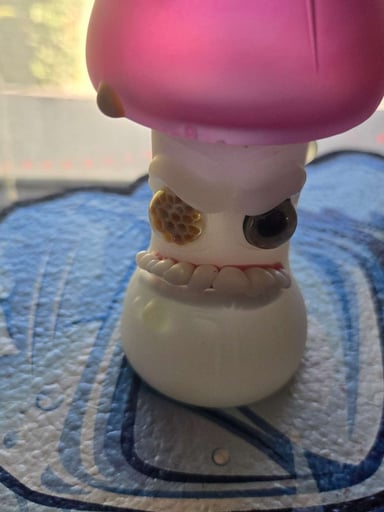 Preview pic of ROB SPACE GLASS MUSHROOM - SPACE GLASS