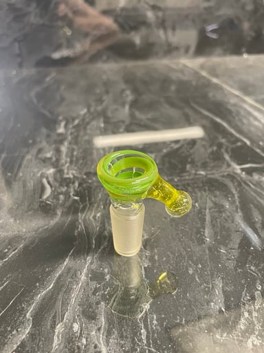 Preview pic of Mr gray glass 14mm trich slide
