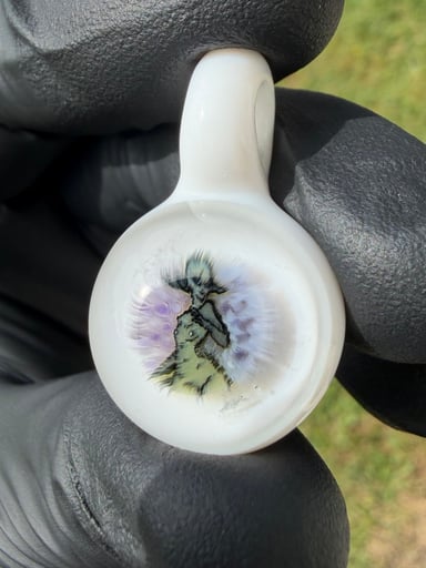 Preview pic of Alien babe murrine pendant UV
