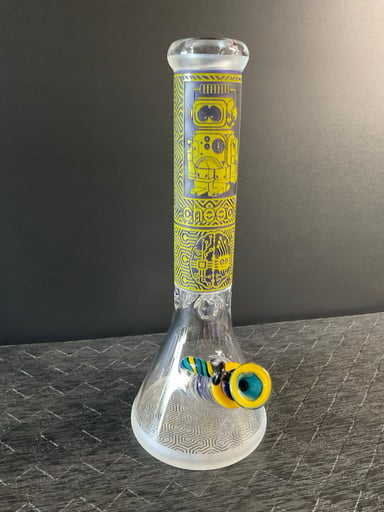 Preview pic of Cheech Mind of a Maniac 14mm Etched Beaker Bong