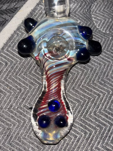 Preview pic of Color changing blue and red