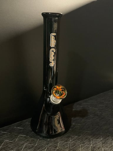 Preview pic of Left Coast Black 14mm Beaker Bong