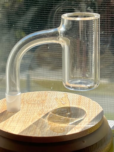 Preview pic of Long Island Quartz Banger