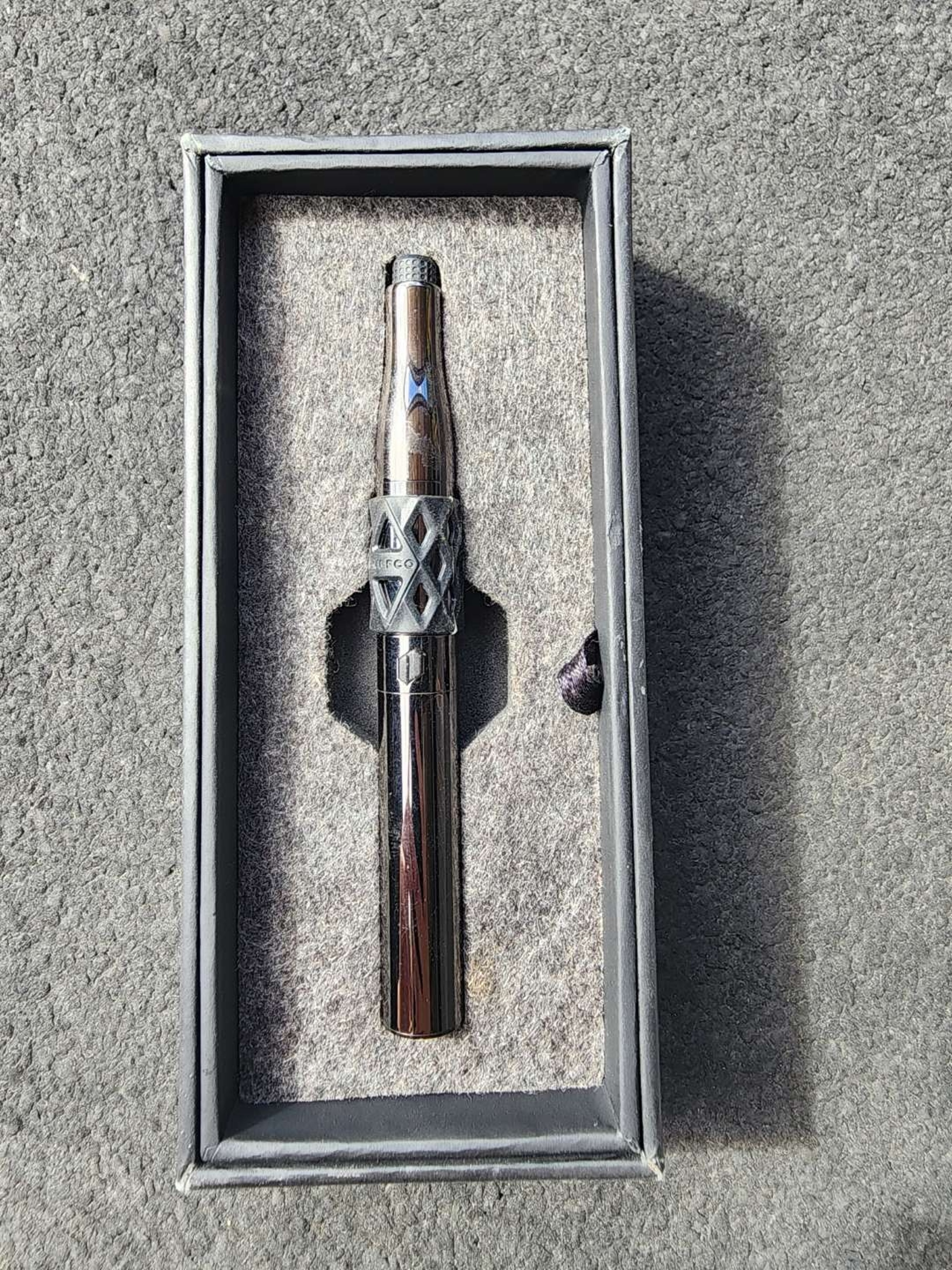 First gen puffco pen image 0