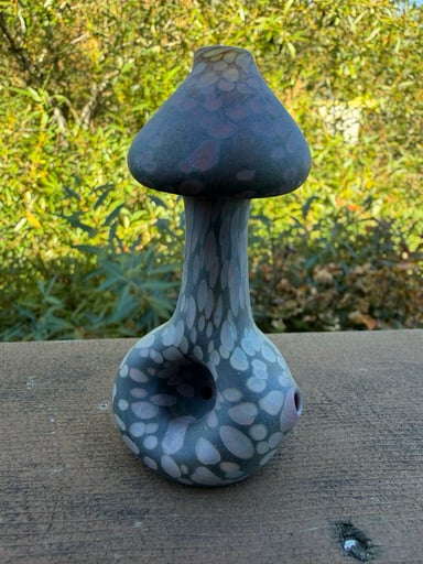Preview pic of Frosted Mushroom pipe stonetech
